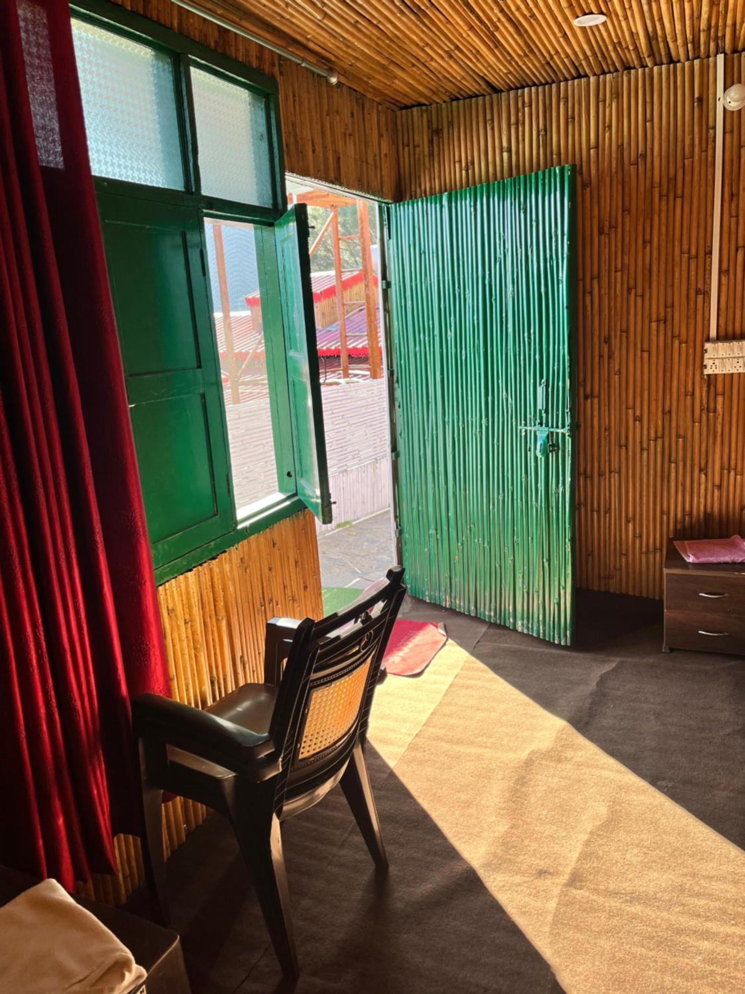 Pahaadi Dhun Homestay Chamba  المظهر الخارجي الصورة